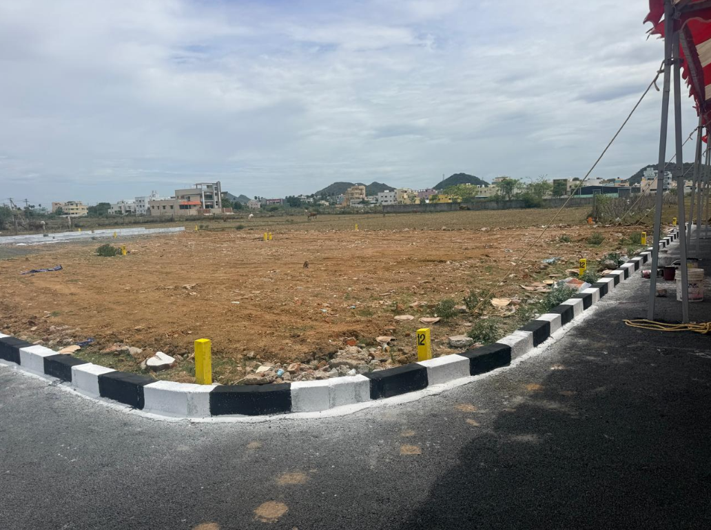 Crown Square Realty